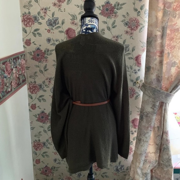 Oversized Cardigan - Picture 2 of 4